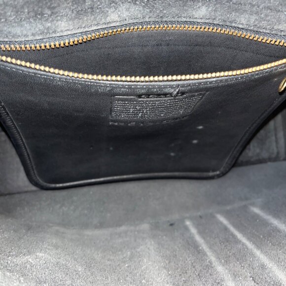Vintage Coach Black Leather Briefcase With Adjustable Strap & Gold-Tone Hardware - Picture 12 of 14